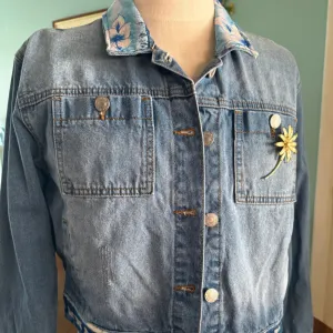 002 Denim Jacket (M)
