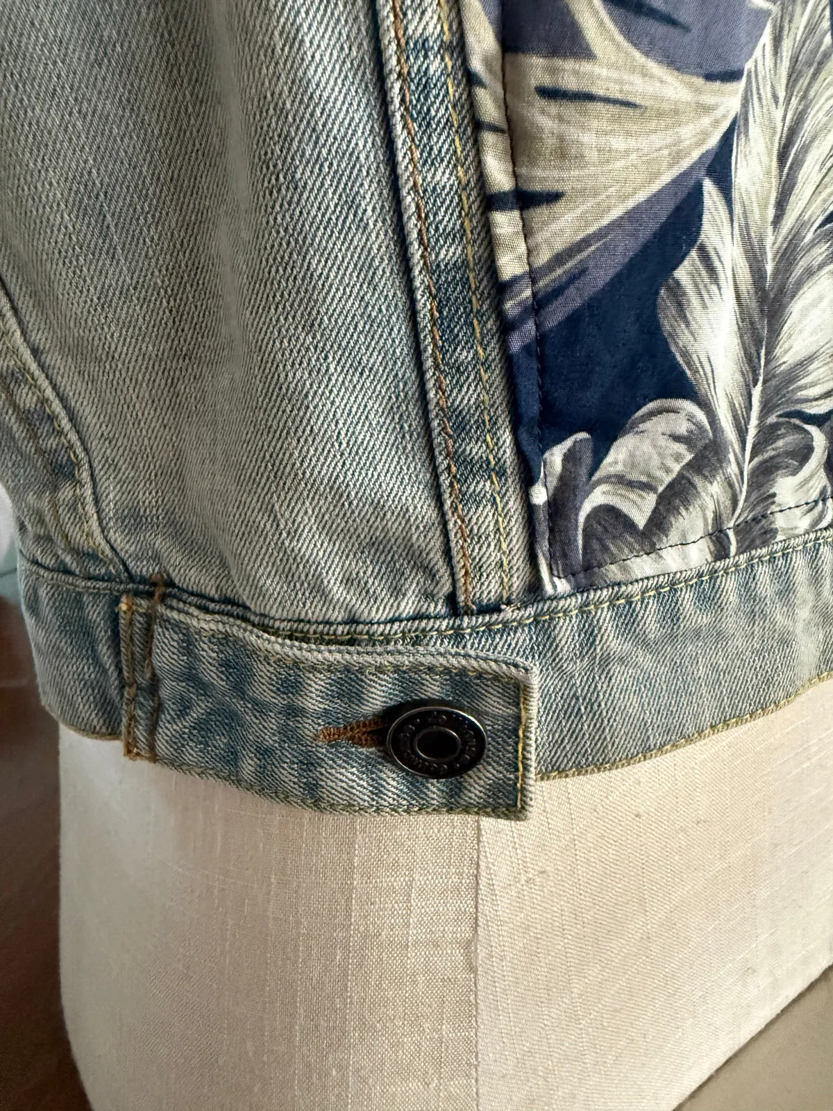 035 Denim Jacket (M)