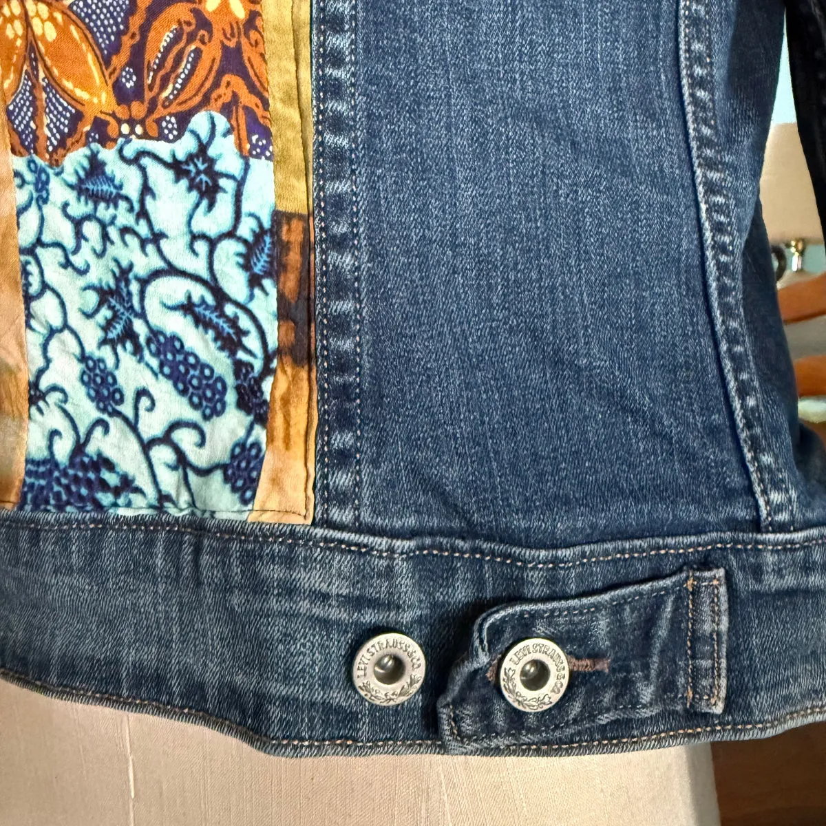 038 Denim Jacket (L)