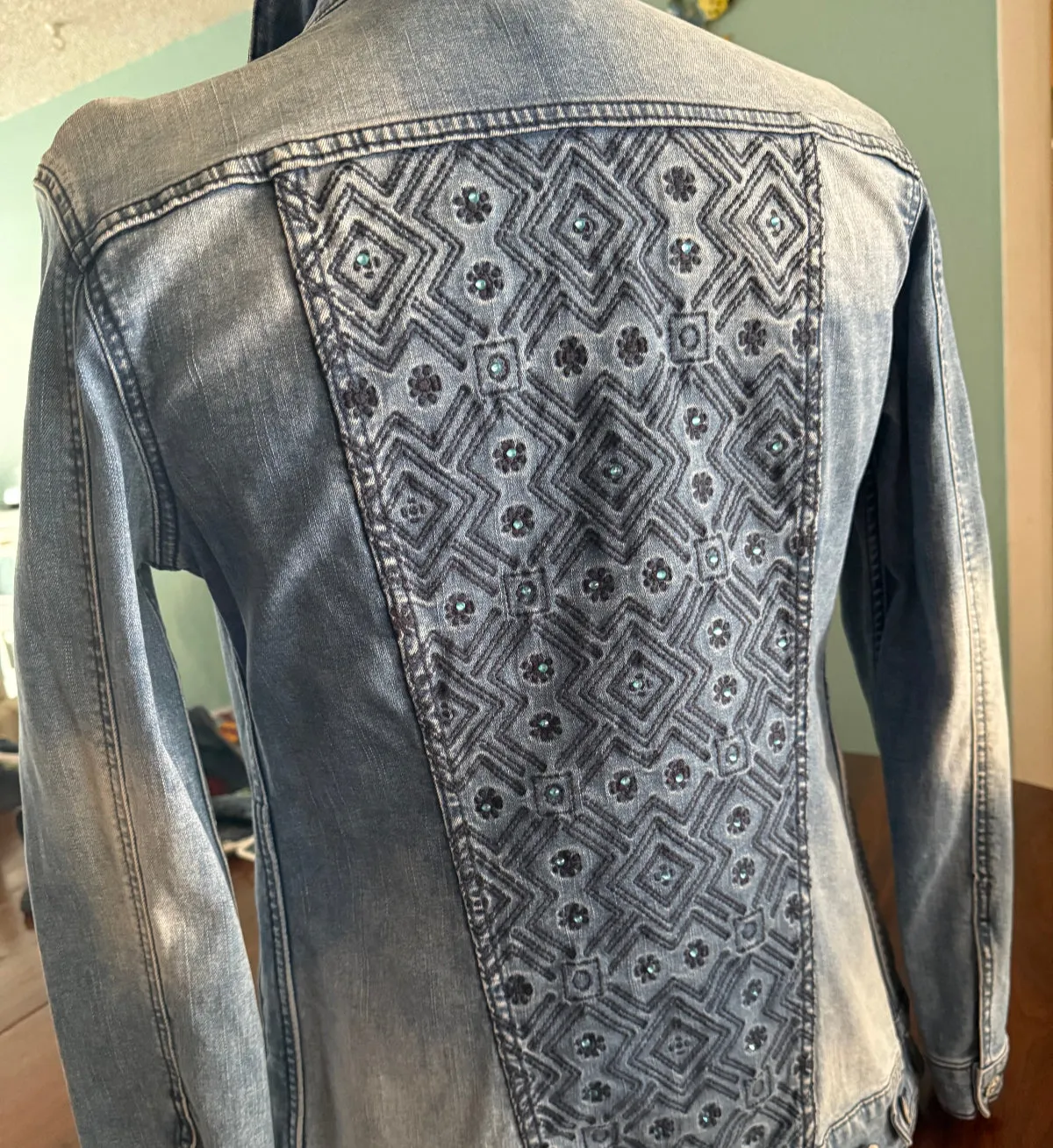 04 Denim Jacket (M)