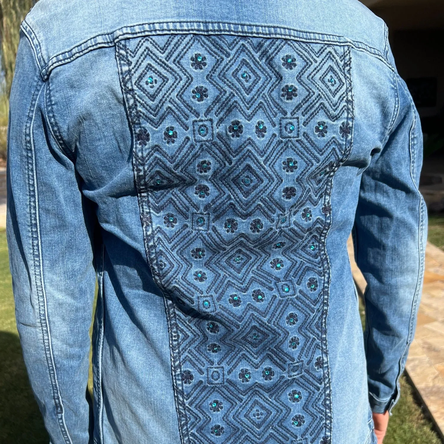 04 Denim Jacket (M)