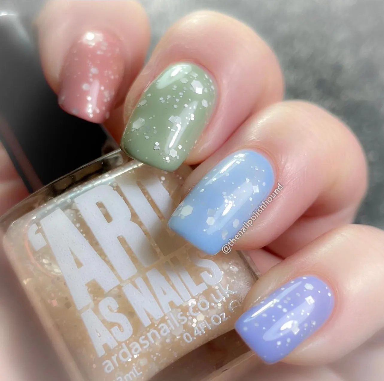 Ard As Nails - Toppers - Powdered Sugar