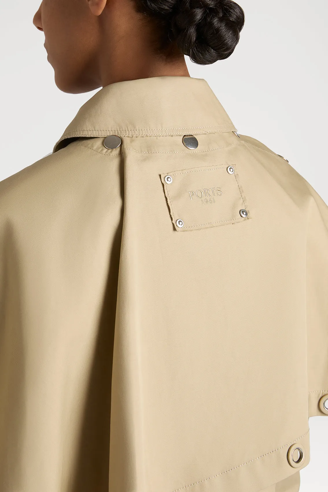 ASYMMETRIC TRENCH DELIGHT