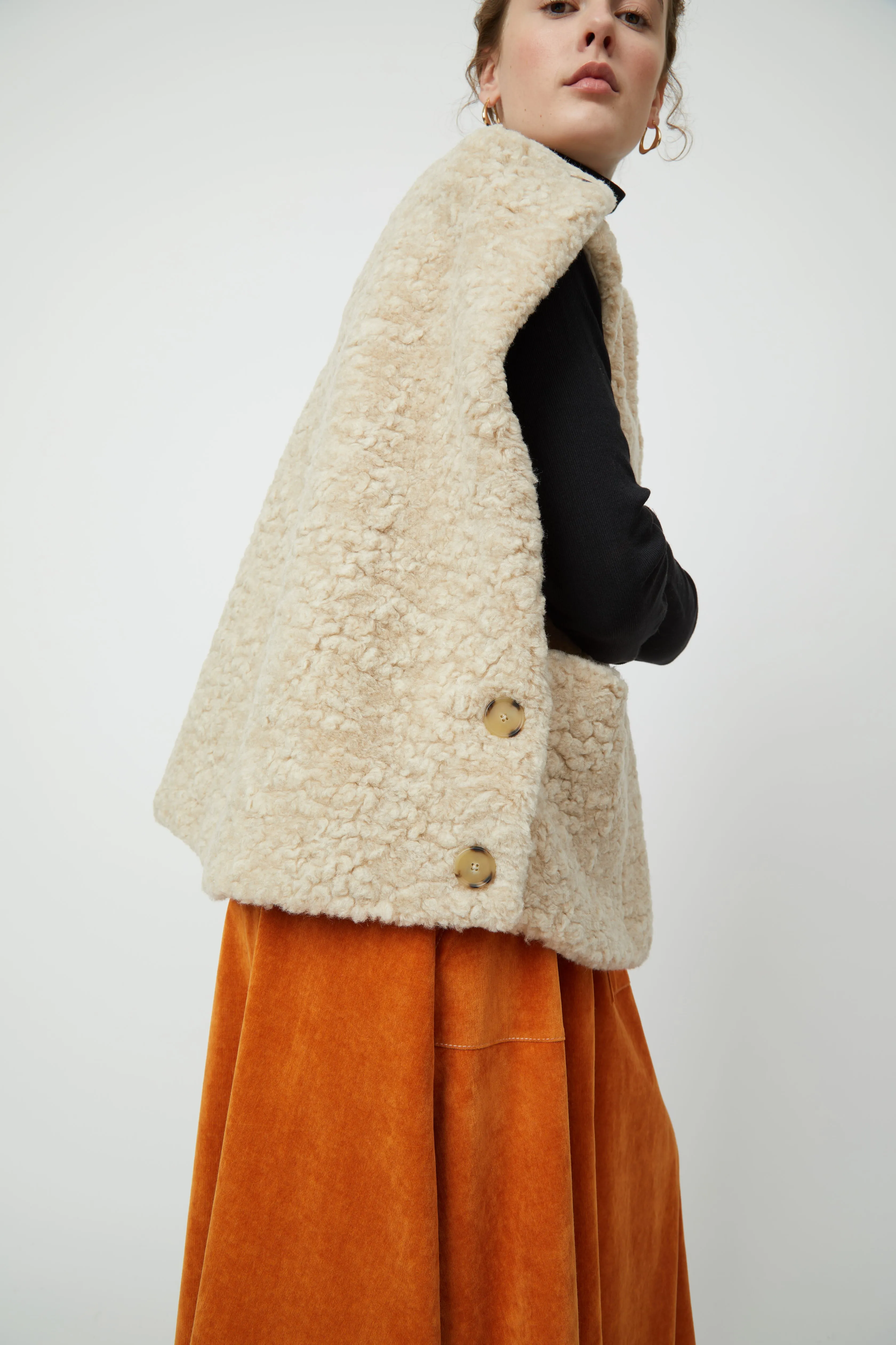 Bea Vest in Fur-Free Fur