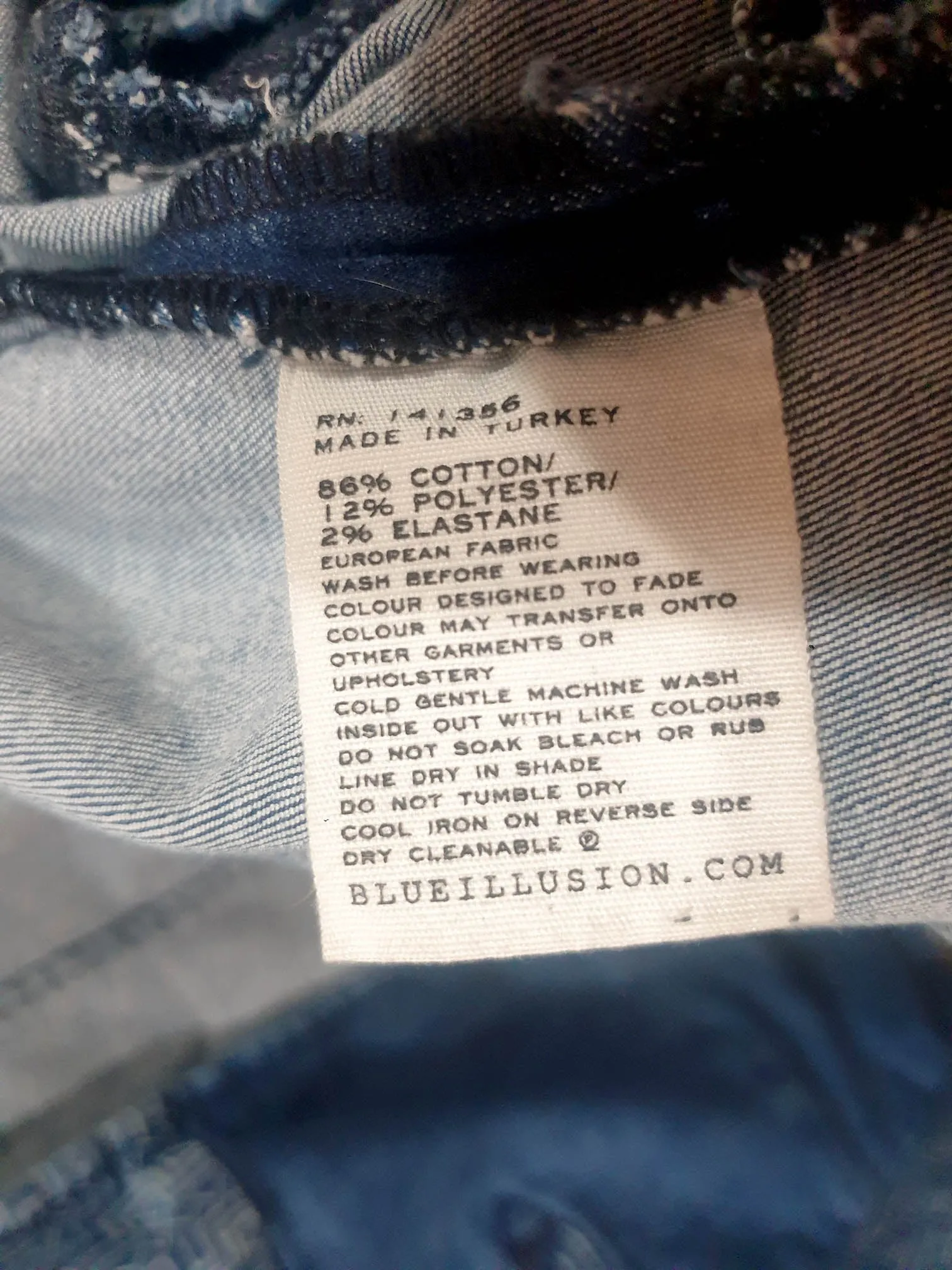 Blue Illusion patchwork style denim jacket size 16