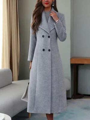 Carmen: A warm, woolen women's coat