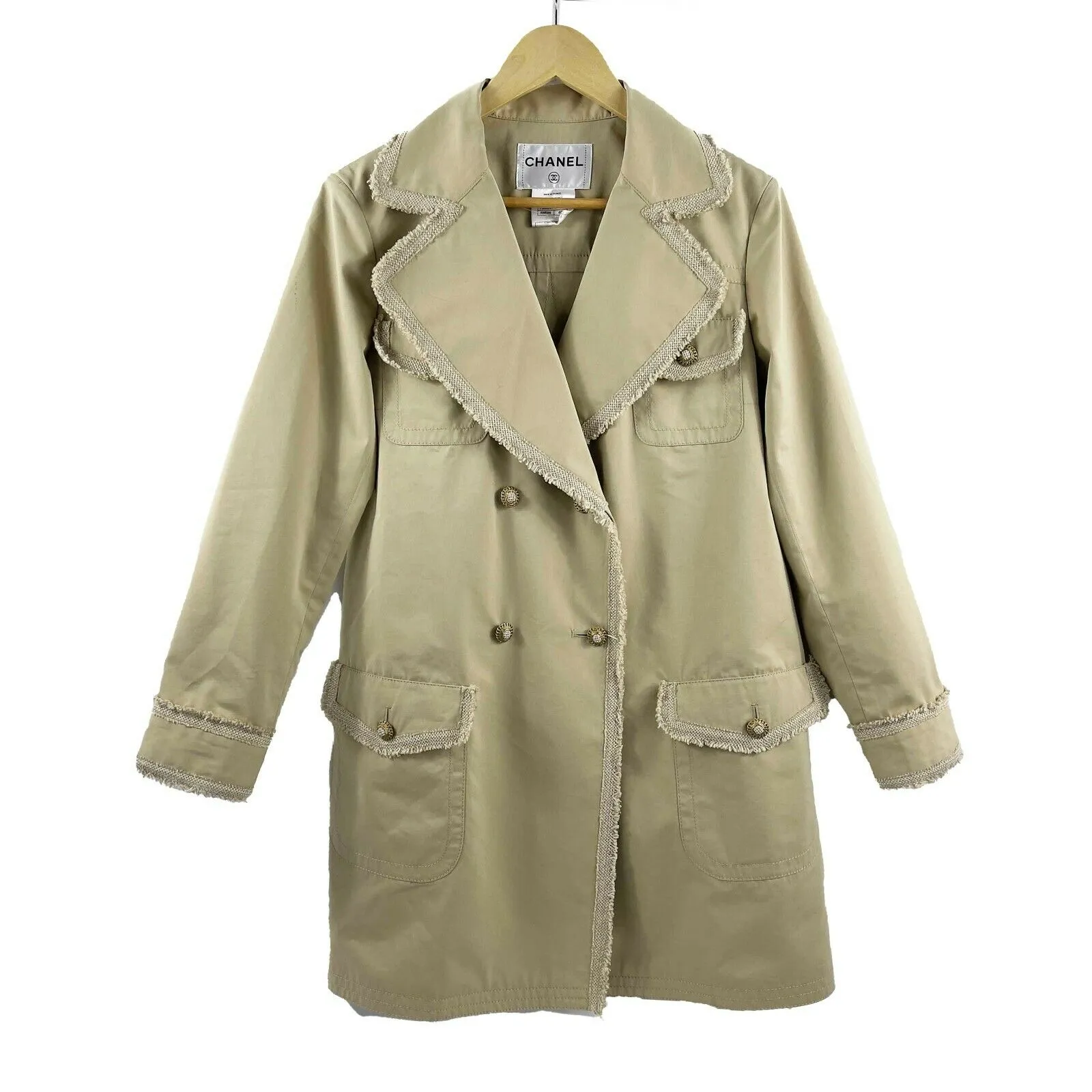CHANEL - 10P Trench Coat Spring 2010 - Beige Silk Blend - 4 Pockets - 40 US 8