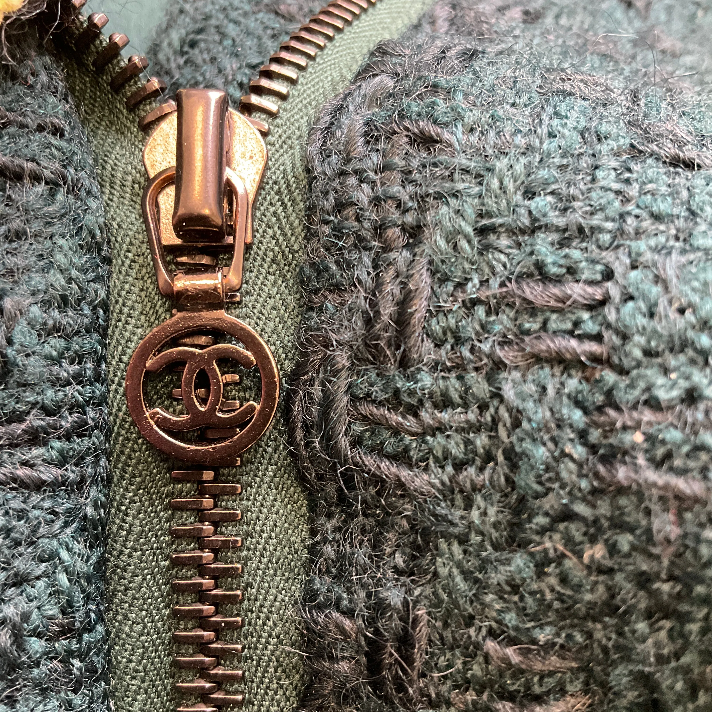 Chanel Boutique Vintage Dark Green Wool Tweed Jacket