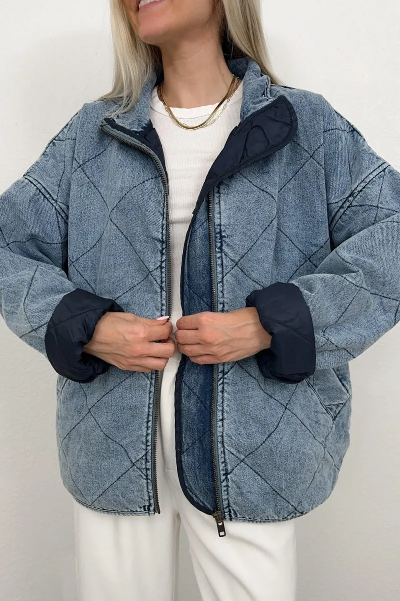 Chouyatou Women's Oversized Long Sleeve Denim Jacket Casual Loose Fit Zip Up Jean Quilted Jackets Coat with Pockets
