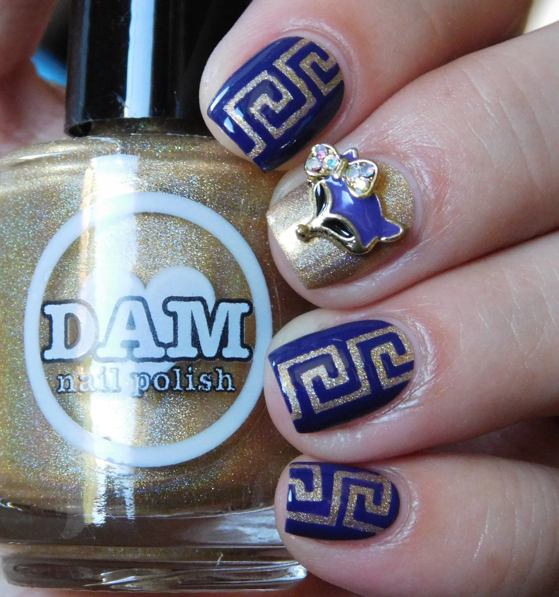 Dam Nail Polish - Holo World - Holo Can You Gold?