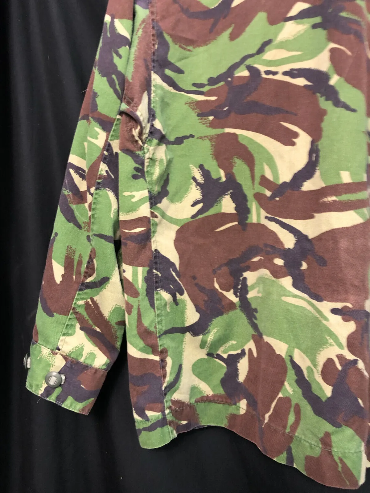 Genuine British Army Camouflage DPM Lightweight Jacket - Size 170/96