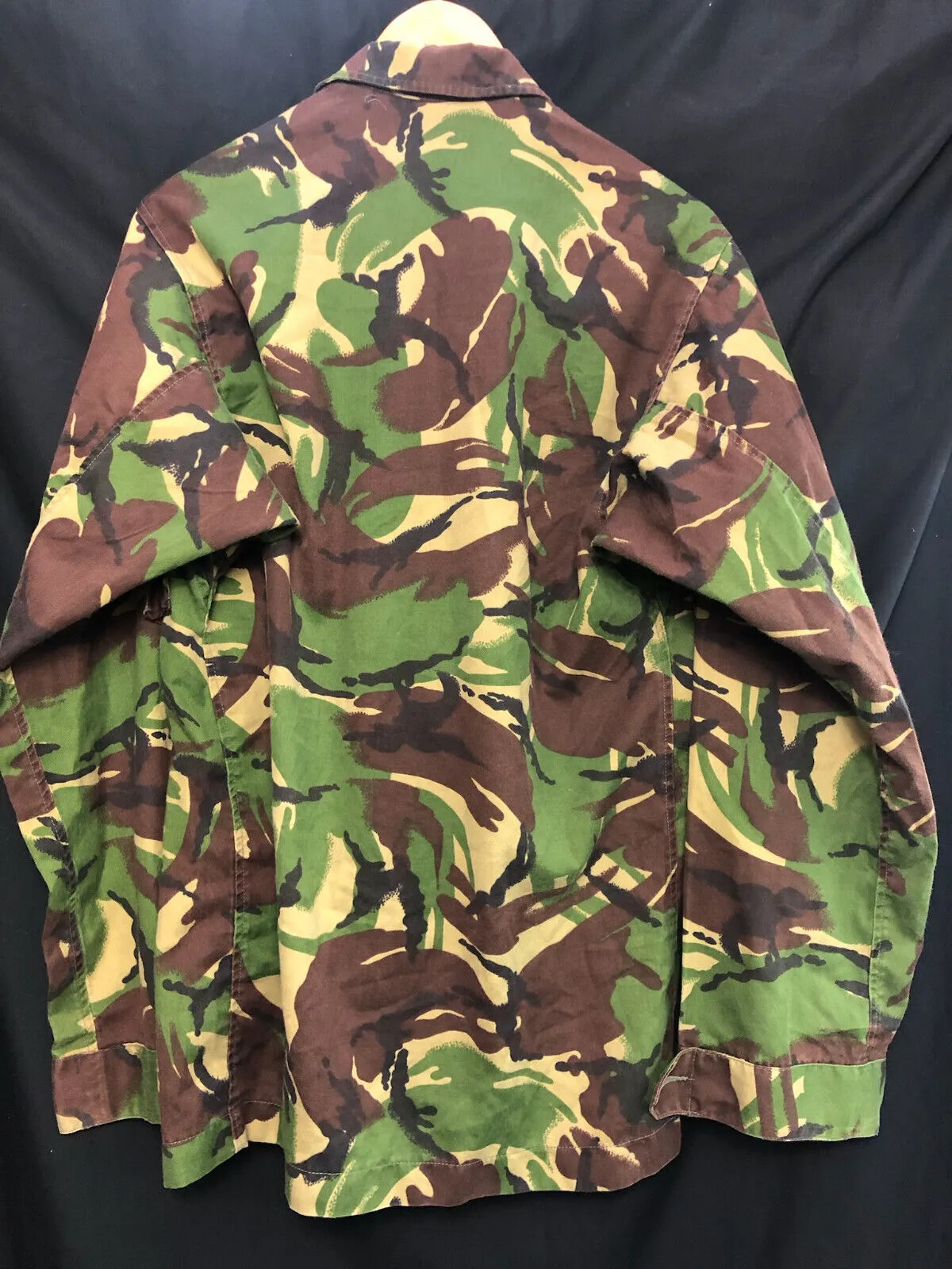 Genuine British Army Camouflage DPM Lightweight Jacket - Size 190/96