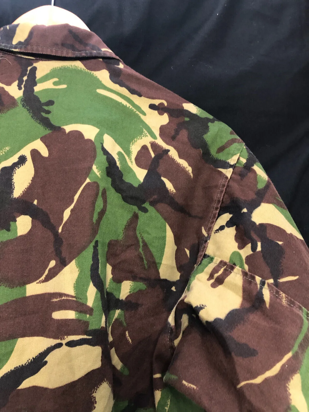Genuine British Army Camouflage DPM Lightweight Jacket - Size 190/96