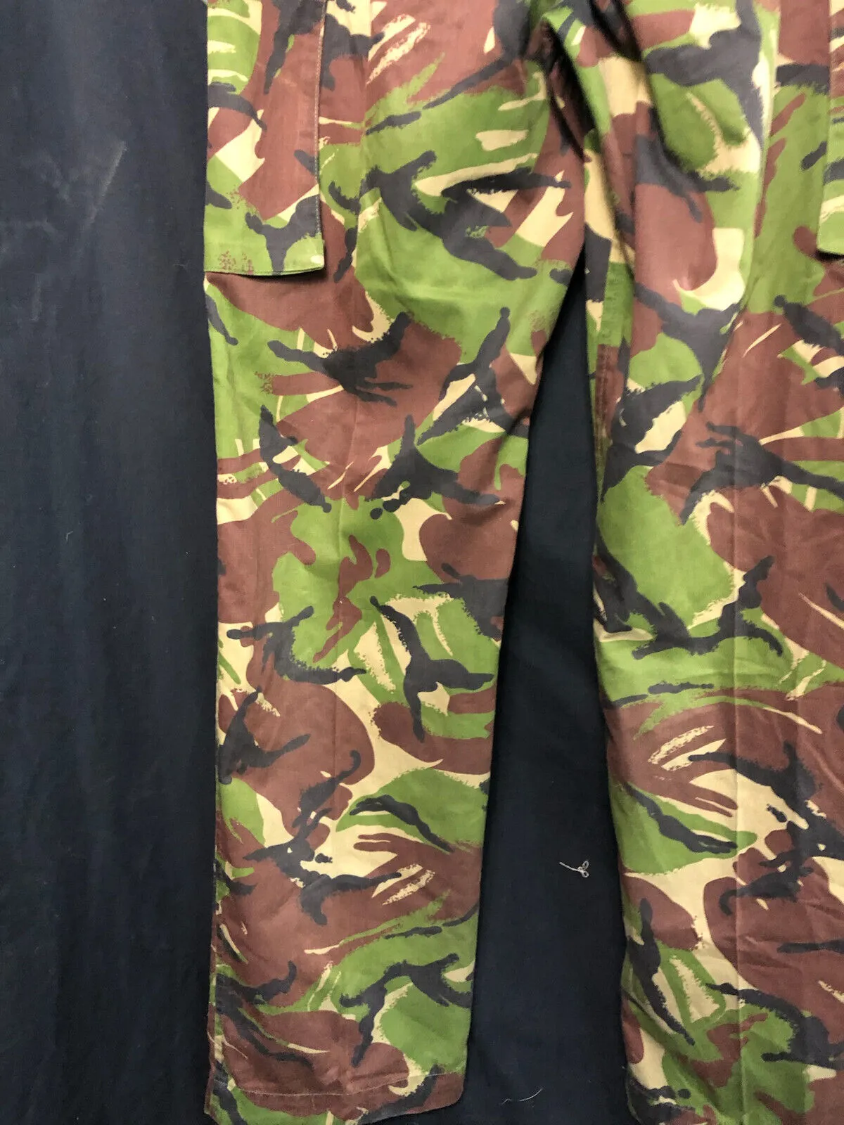 Genuine British Army Camouflage DPM Lightweight Trousers - Size 85/80/96