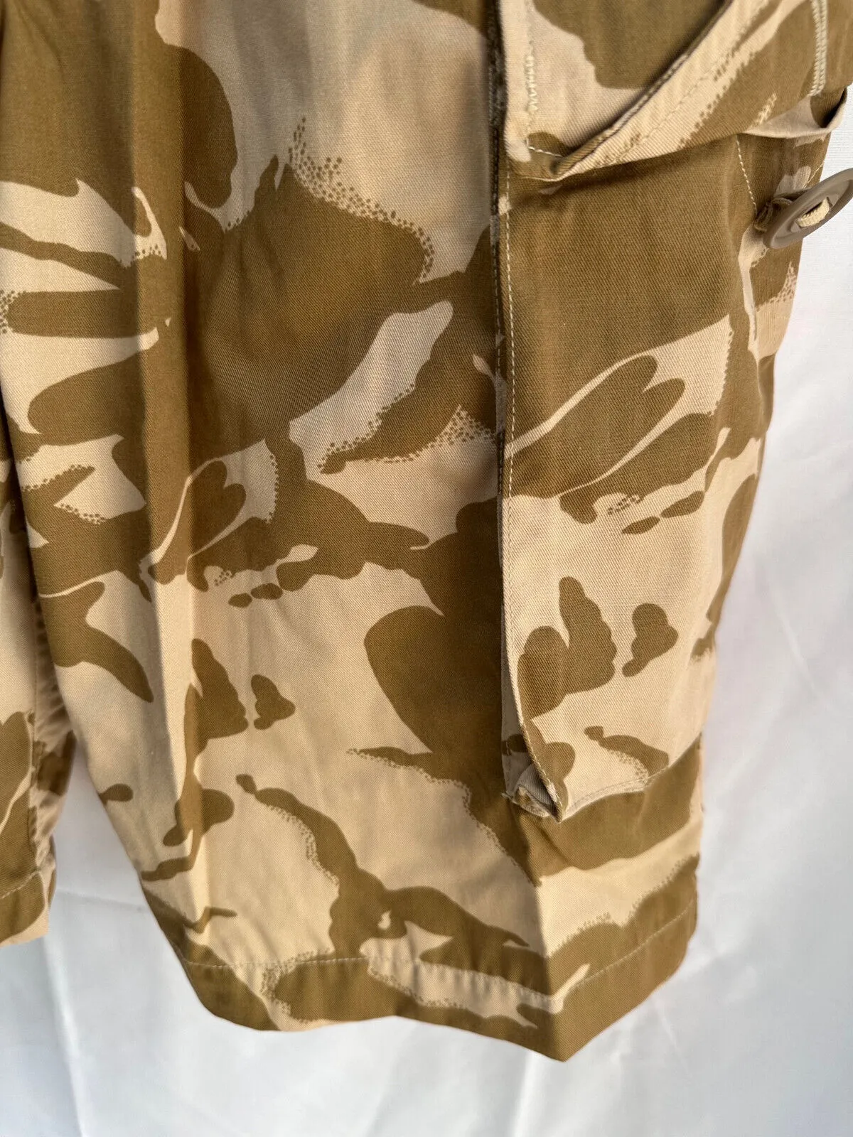 Genuine British Army Desert DPM Lightweight Shorts - Grade 1 - Size 27/96/112