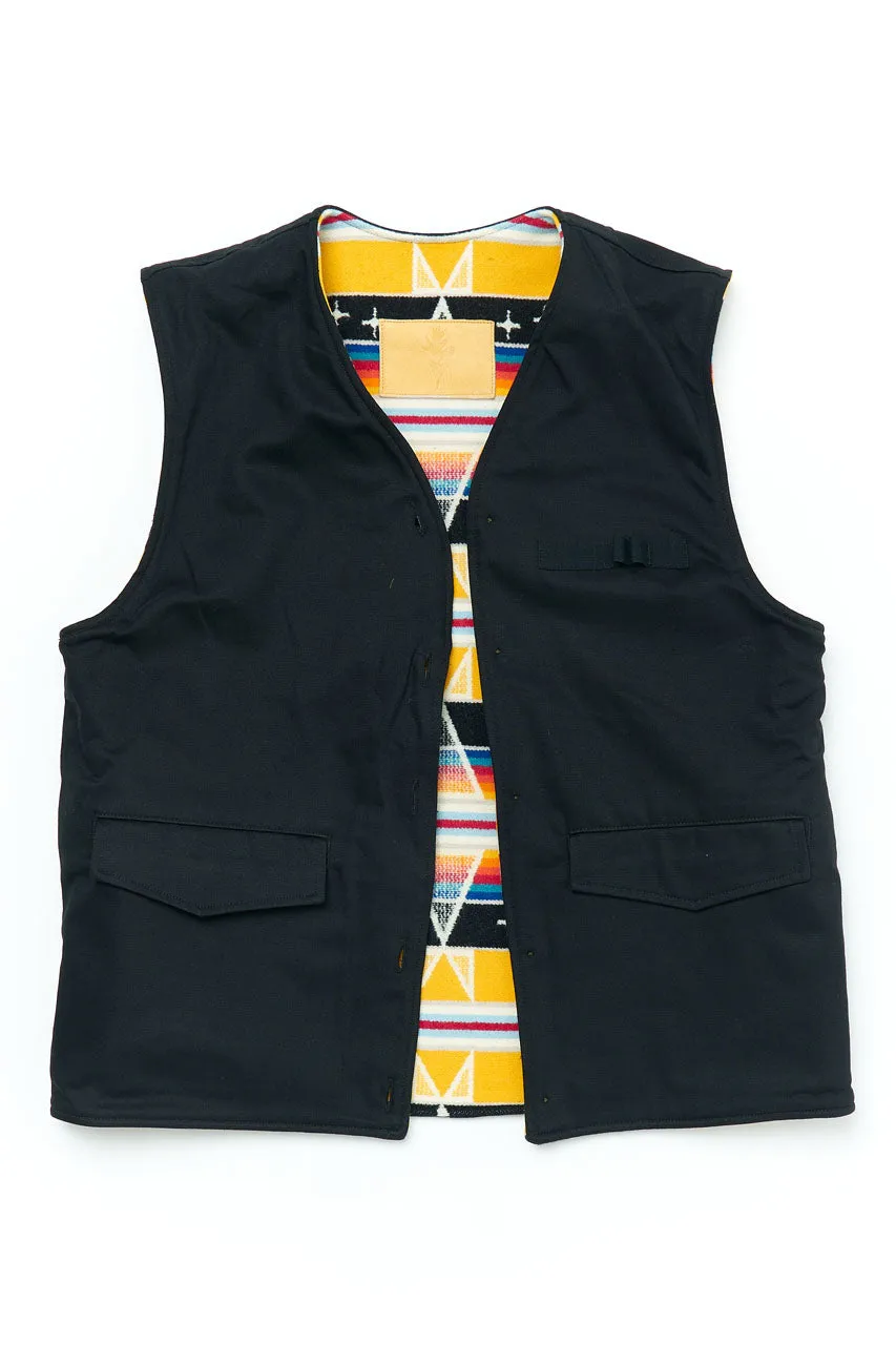 Ginew Field Coat "Facing East"