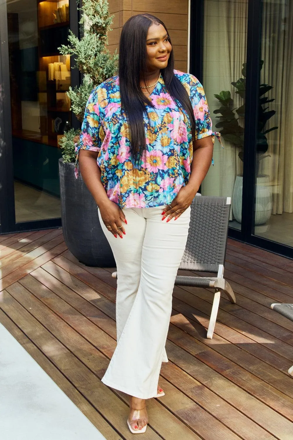 Hazel Blues® | Floral V-Neck Tie Detail Blouse
