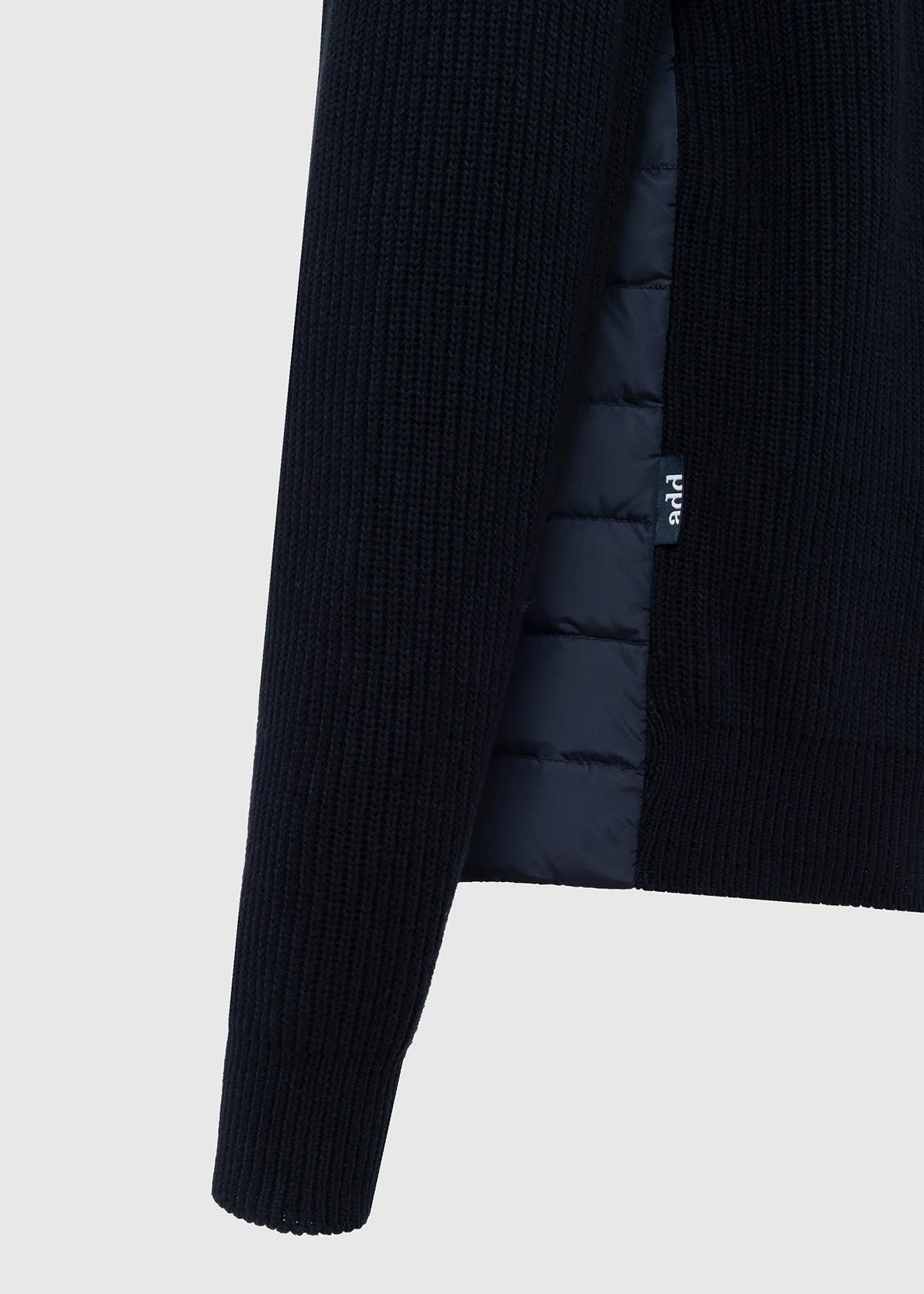 JACKET WITH KNITTED SLEEVES