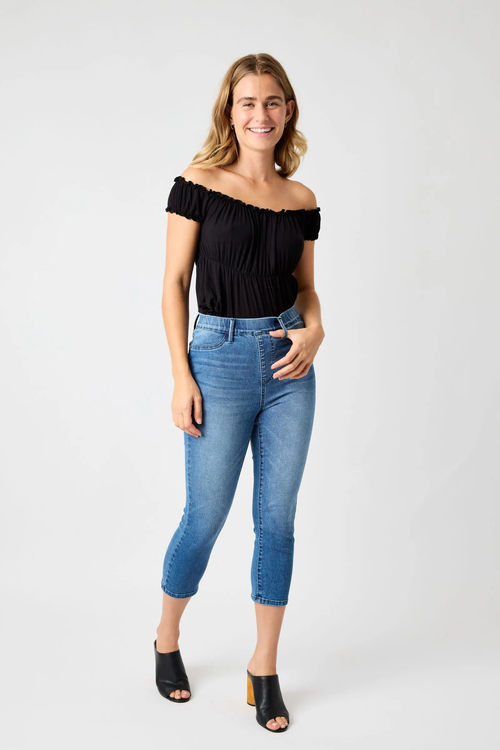 Judy Blue || Kennedy High Waist Cool Denim Pull-On Denim Capri