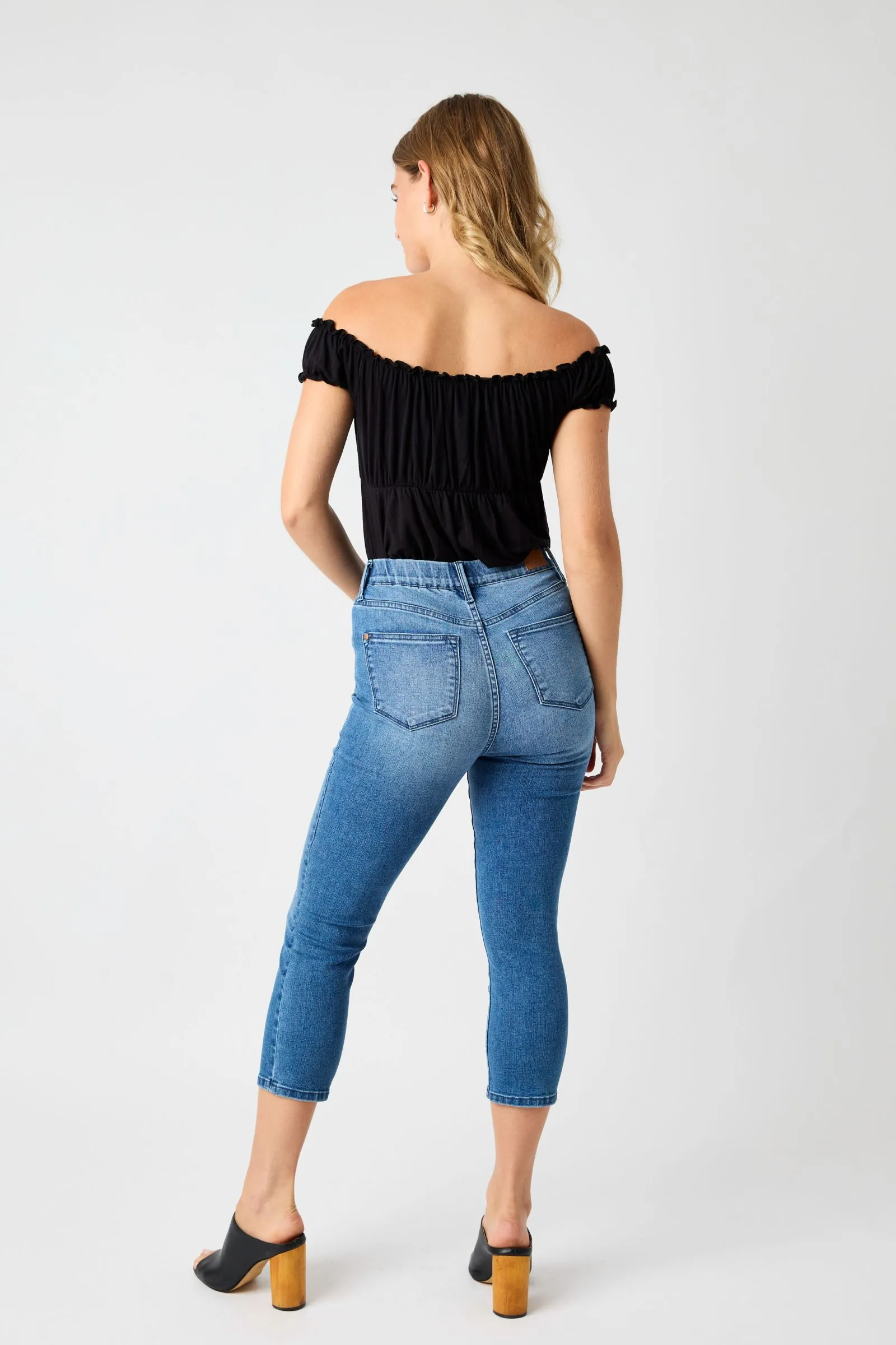 Judy Blue || Kennedy High Waist Cool Denim Pull-On Denim Capri