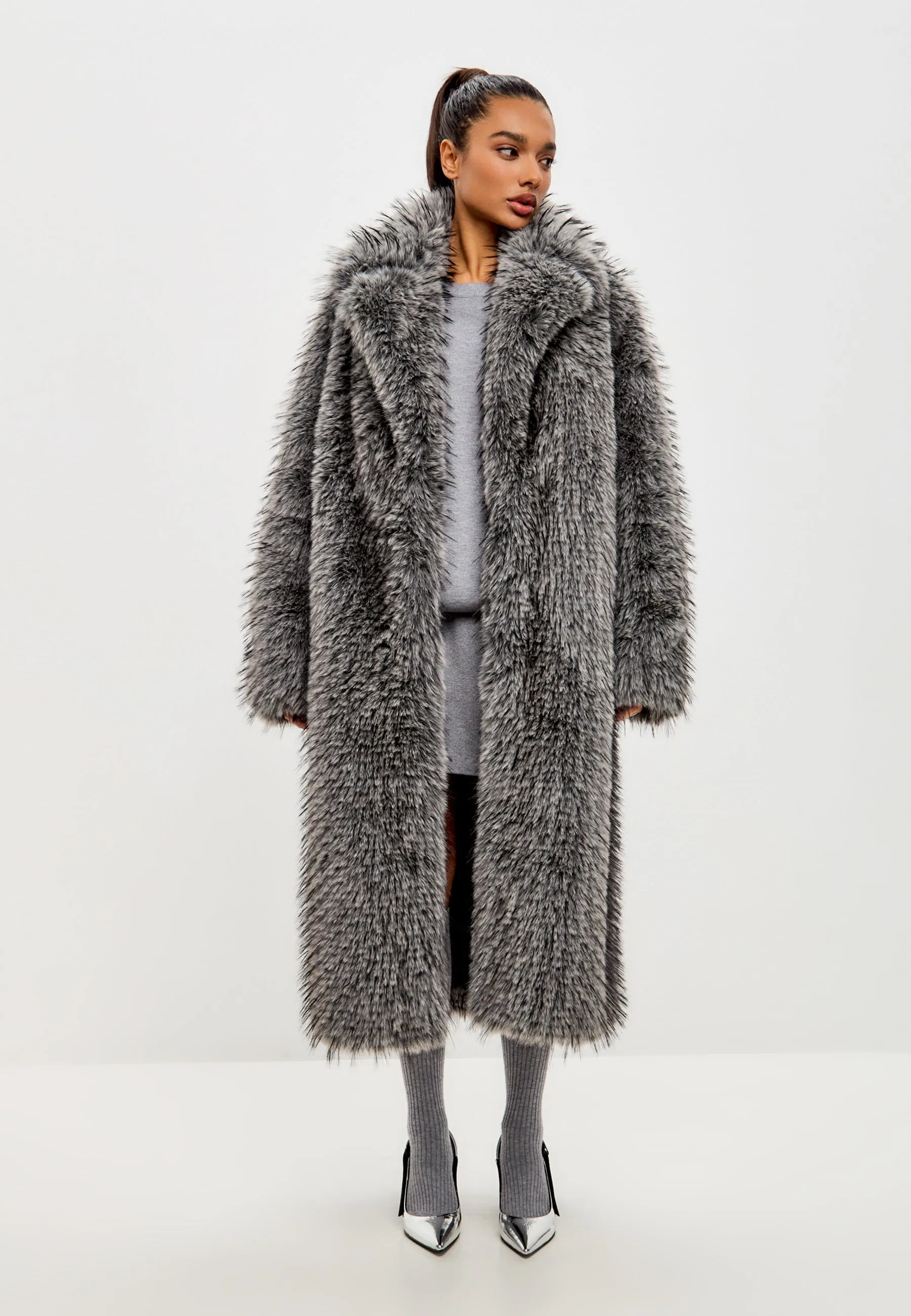 Luxurious Faux Fur Coat Natalie  - Black