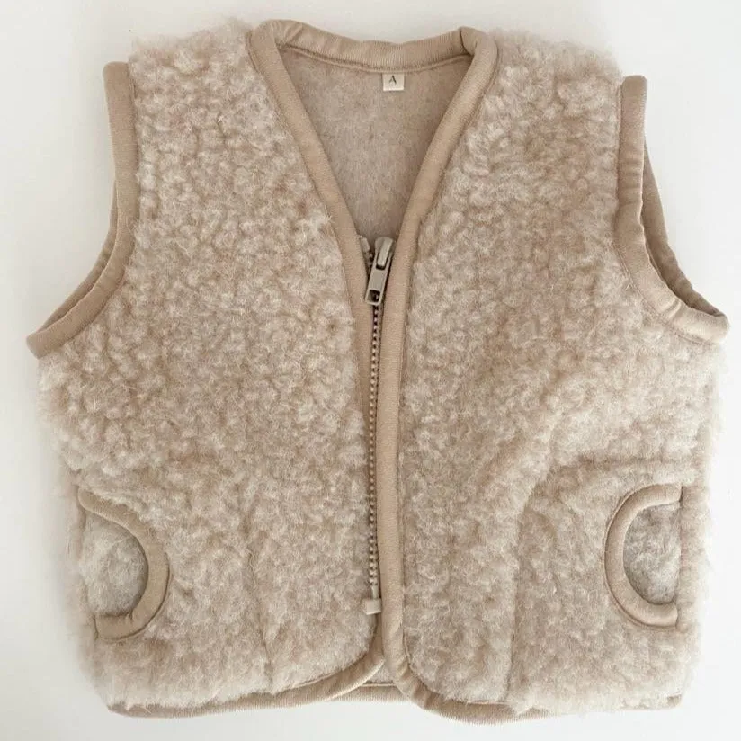 MAMA Clara 100% Wool Vest (Latte)