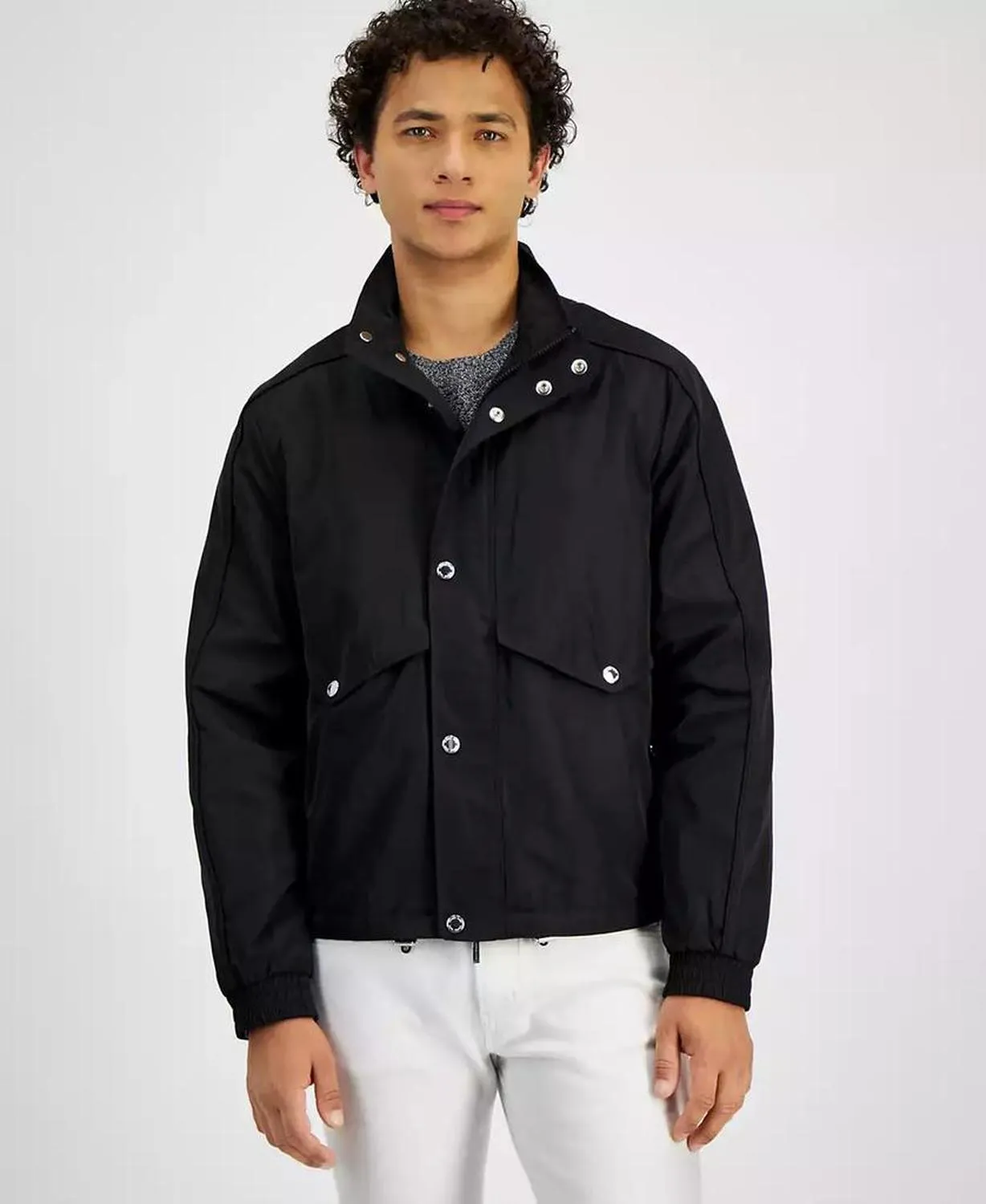 Men's Lightweight Water-Resistant Windbreaker