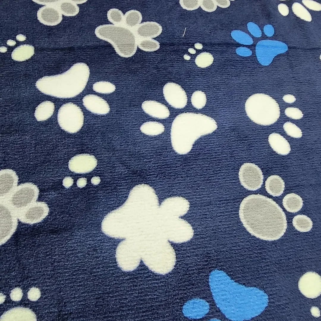 Printed Mongolian Fleece Fabric Grey Paws 150 cm