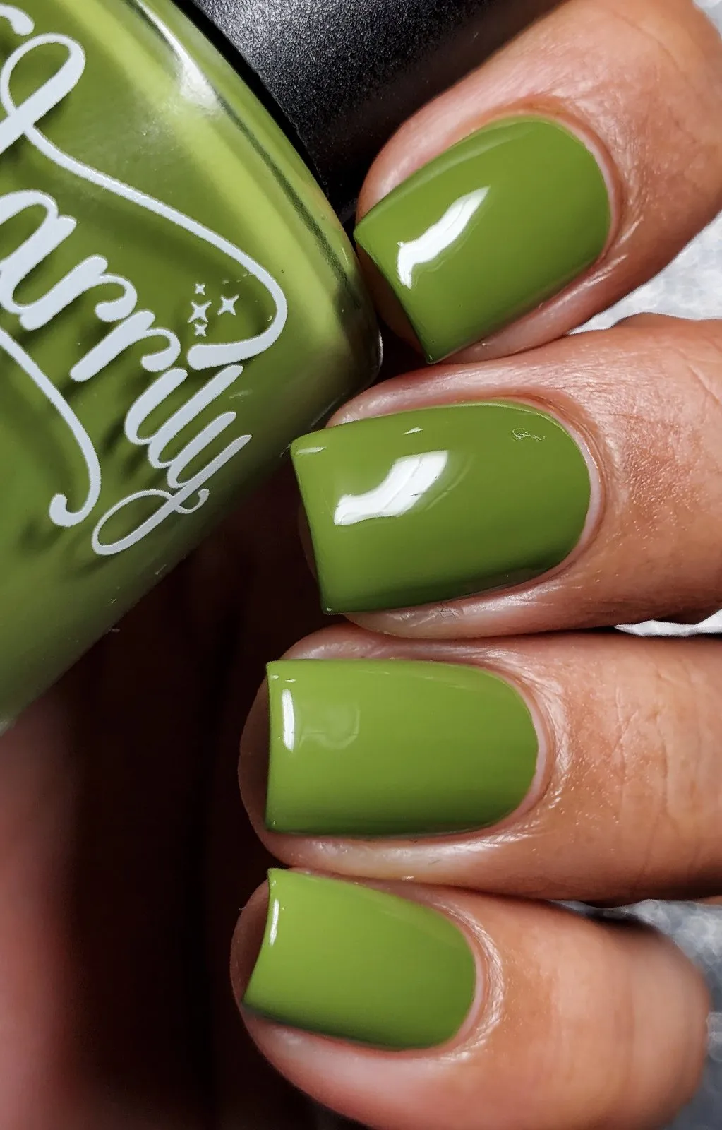Starrily - Cremes - Gaia Nail Polish