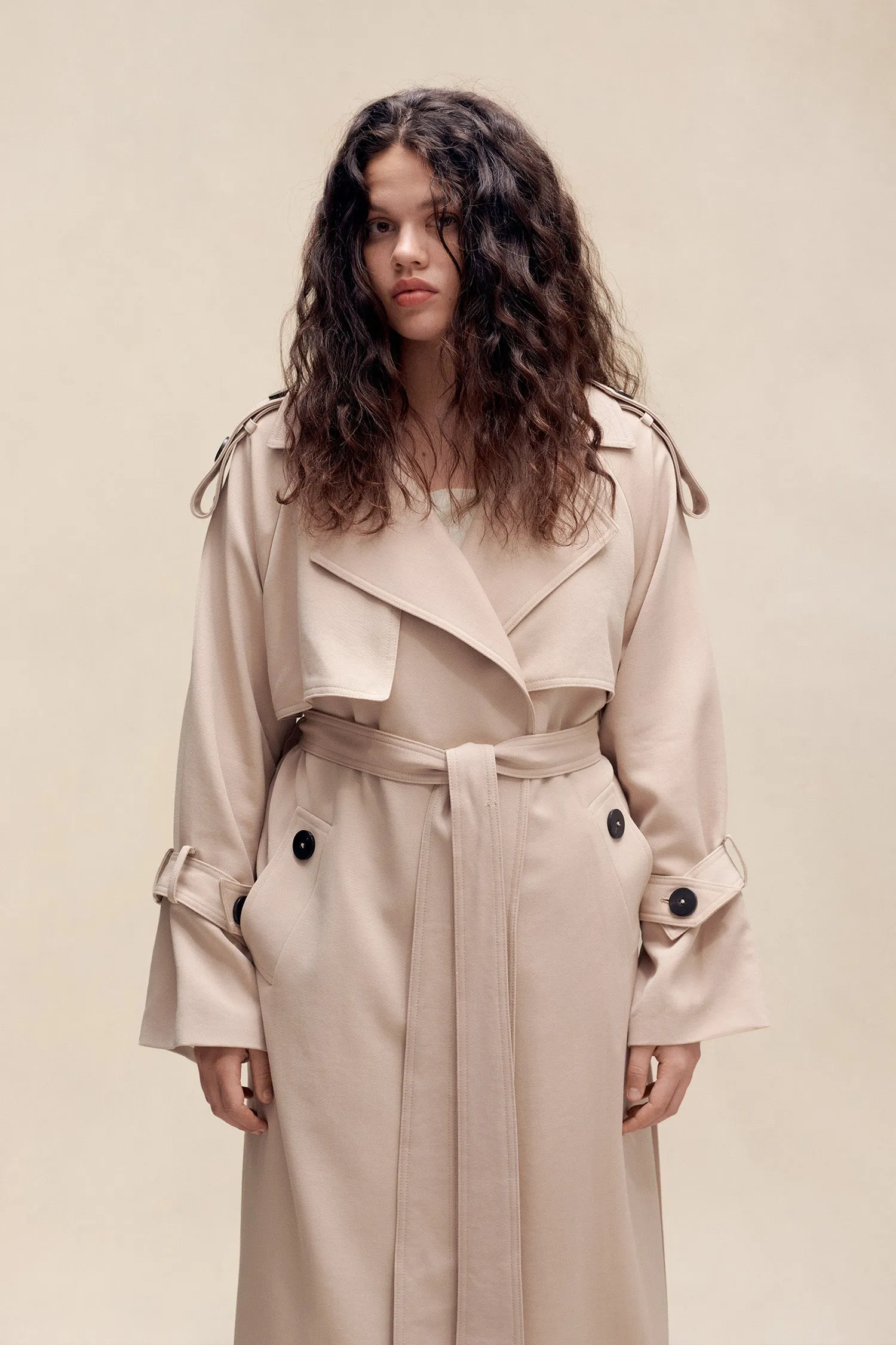 Trench-coat en laine beige