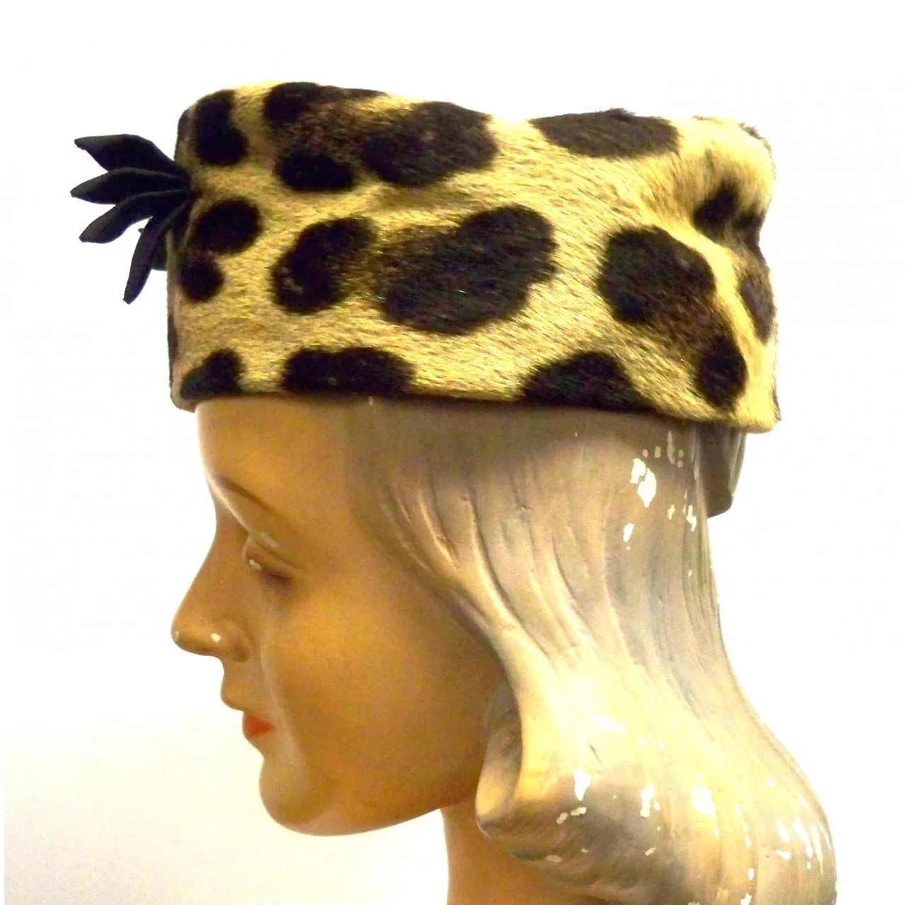 Vintage Ladies Pillbox Hat Genuine Cheetah Fur 1950s