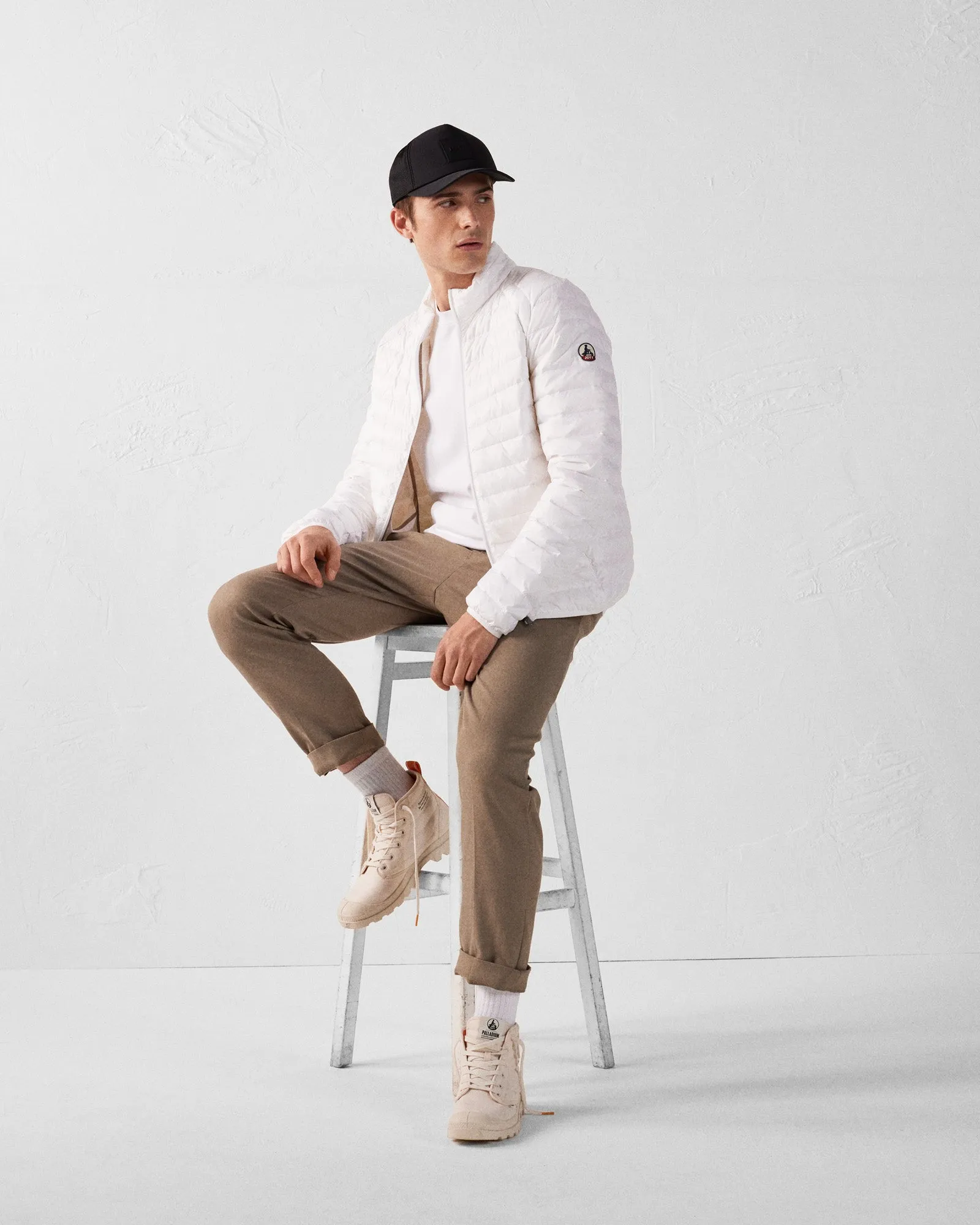 White Lightweight down jacket Mat