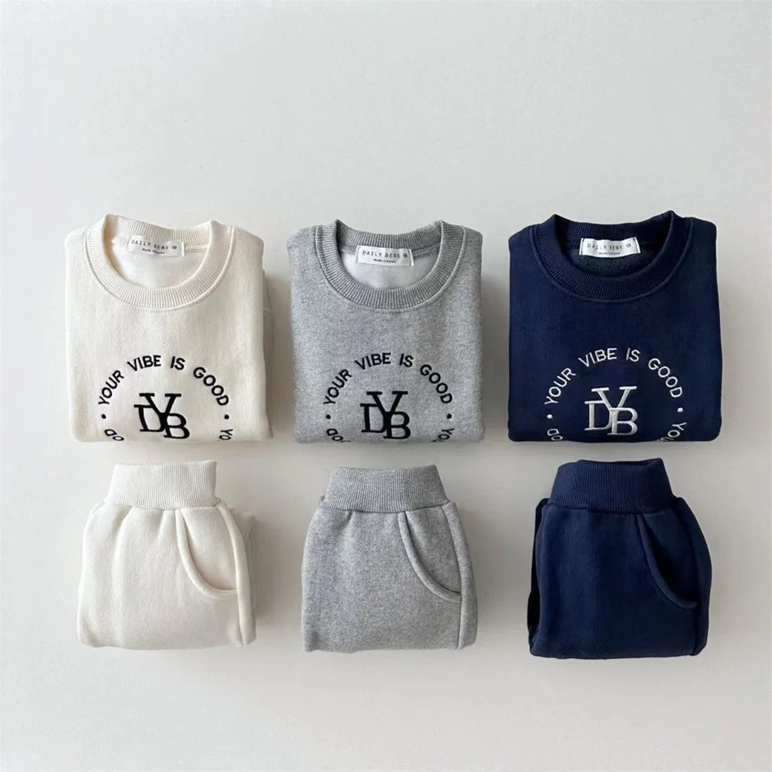 Winter and Autumn Kids Unisex Casual Letters Pattern Long Sleeves Top