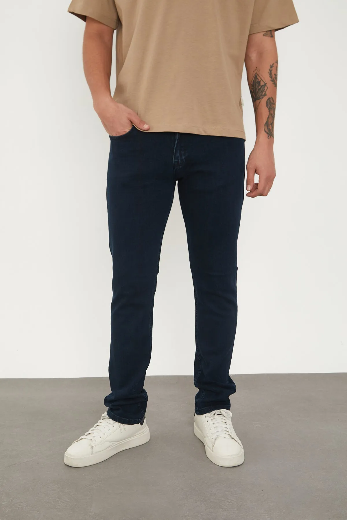 Wolfe Denim Classic Fit Jeans – Indigo