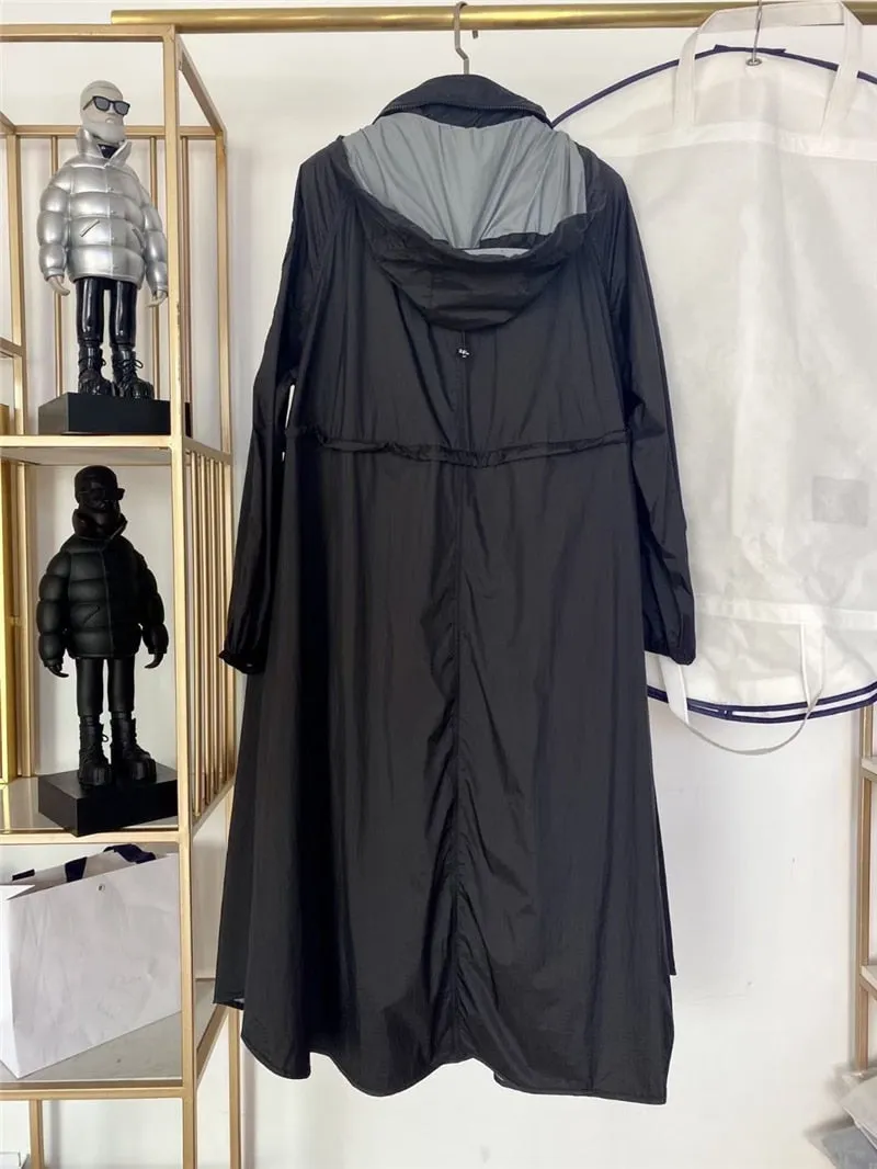 Women  Nylon Zipper Trench with 90% White Duck Down